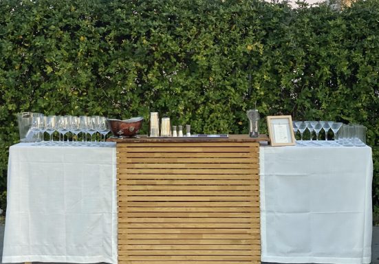 Elegante barra de coctelería para bodas en Sevilla